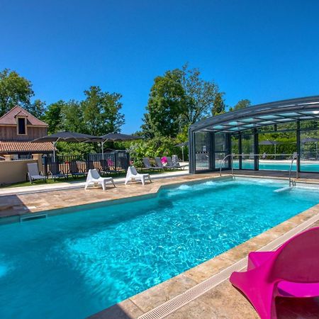 ホテル Le Moulin Du Bleufond モンティニャック エクステリア 写真